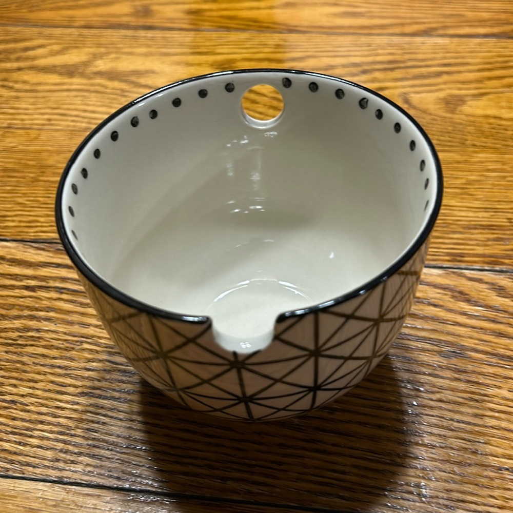 Ceramic Geometric pattern noodle bowl with chopstick holder.  Great condition.